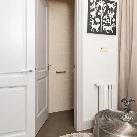 Paseo De Gracia Icon Apartment